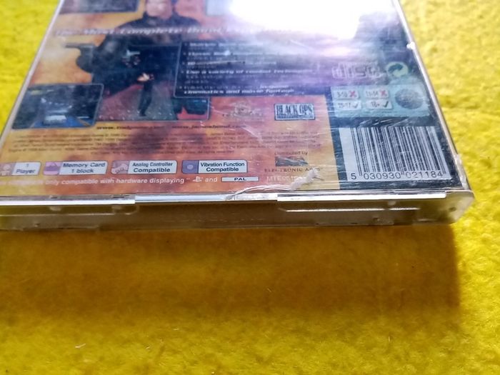 007 Tomorrow never dies PlayStation 1 Ps1 PlayStation 2 ps2 games Original Pal version