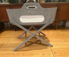 Barely Used Snuzbaskit & Sheets, like brand new