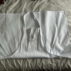Oliver Harvey Professional White Chef Apron Glovers Alley / Andy McFadden Embroidered