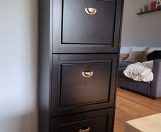 Shoe cabinet