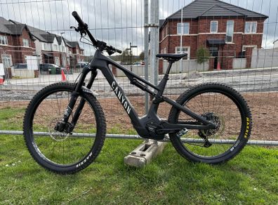 Canyon Spectral On CF8 E-Bike
