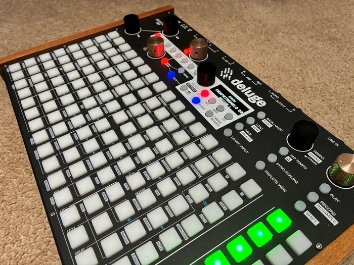 Synthstrom Deluge (OLED)