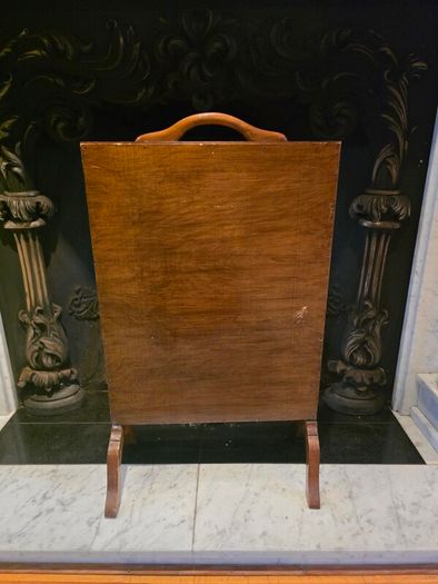 Vintage tapestry Fire screen