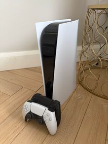 Playstation 5 with 2 Controllers. Digital editon 1TB