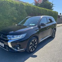 2016 Mitsubishi Outlander PHEV