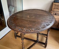 Early 1900s Vintage Oak Gateleg Table