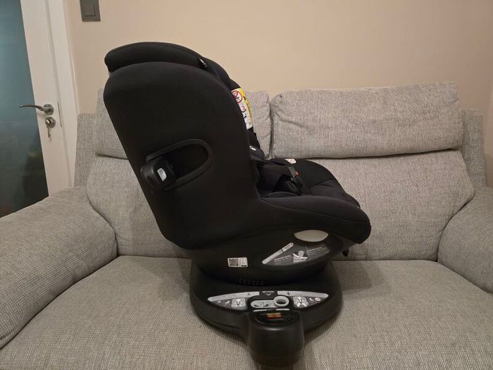 Joie i-Spin 360 (Front & Rear Facing)