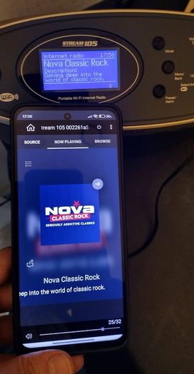Roberts stream internet radio Like New original adapter
