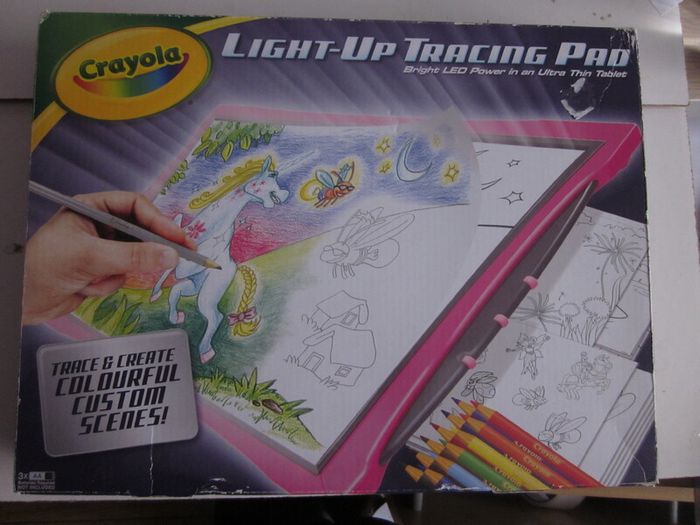 Crayola Light-Up Tracing Pad