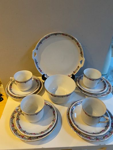 Pretty Vintage continental  tea set