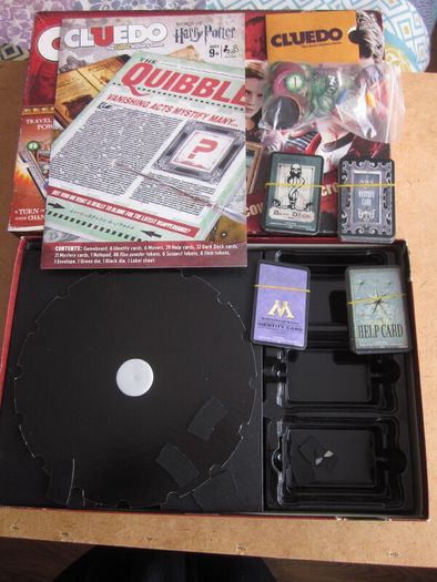 Harry Potter Cluedo The Classic Murder Mystery Board Game 2016