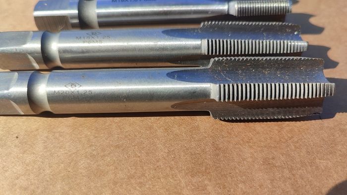 Lot of 5 Heavy Duty Metric Fine Taps Set M17 M18 M19 M20 HSS R6M5 Repair Tools.