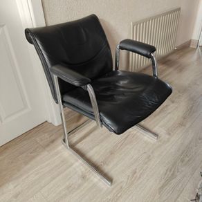 Black Leather Office Chair