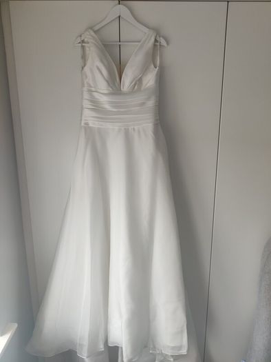 Wedding Dress (Ivory) with pockets