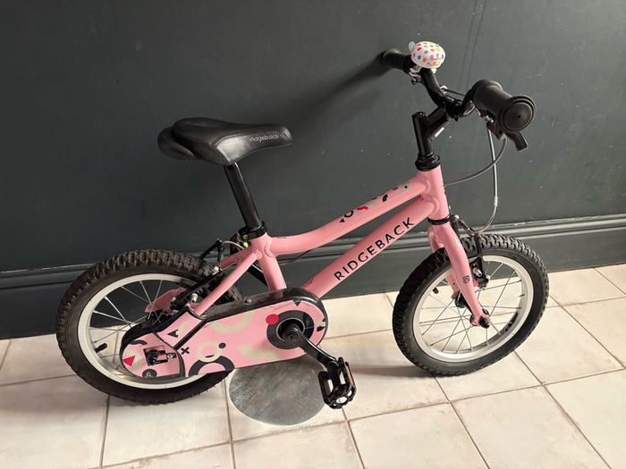 Ridgeback Honey 14" bike with stabilisers