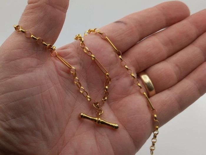 T-bar necklace