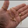 T-bar necklace Image 2