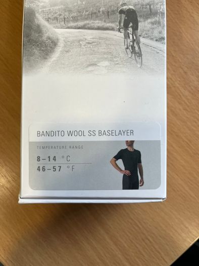 Castelli BANDITO WOOL SS Short Sleeve Thermal Cycling Base Layer