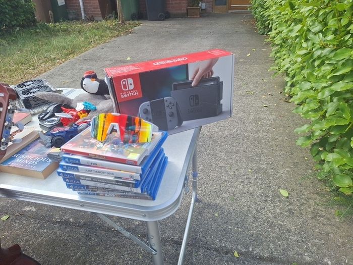 yard sale swords