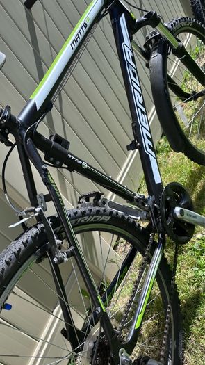 1 x Gents 1 x Ladies Merida Matts 10 Mountain bikes