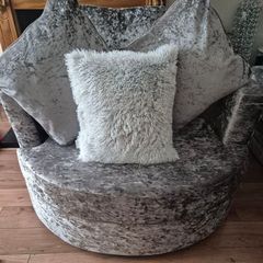 swivel love chair