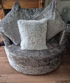 swivel love chair