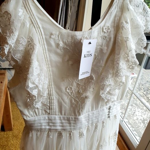 New with Tags M&S Beautiful Dress / Communion/ Flower Girl / Special Occassion Dress