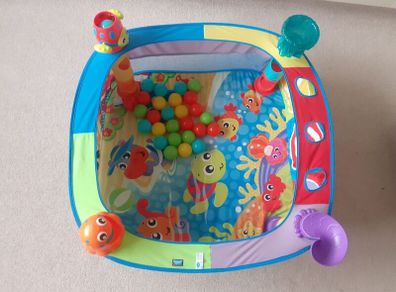 Ball pit