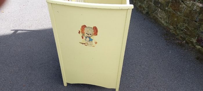 Vintage wooden cot