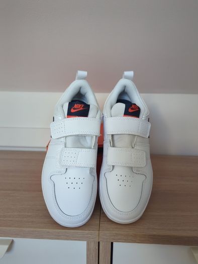New Nike, uk1