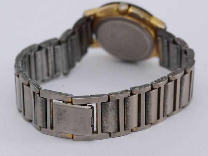 Ladies Quartz Watch