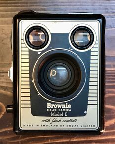 Vintage Kodak Brownie Six-20 Model E box camera