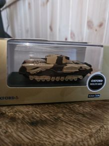 Oxford Diecast Churchill Tank mk3 kingforce 1.76 Scale