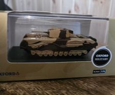 Oxford Diecast Churchill Tank mk3 kingforce 1.76 Scale