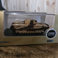 Oxford Diecast Churchill Tank mk3 kingforce 1.76 Scale