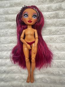 Rainbow High Mila Berrymore Used Please see photos