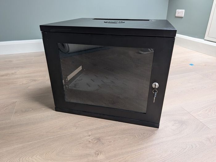 9U Network Cabinet 450mm deep