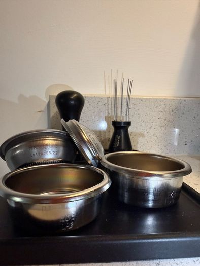 Rancilio Silvia V6 E + Rancilio Rocky SD Espresso Setup & Extras