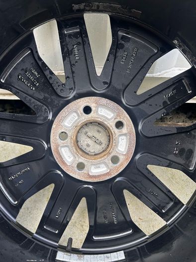 Genuine Volvo R-Design 19" Alloy Wheels