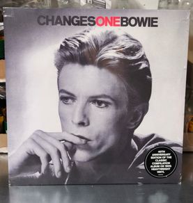 David Bowie "changesonebowie"