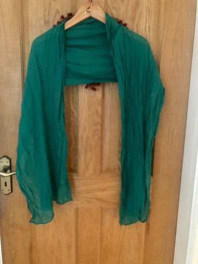Green scarf wraparound