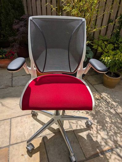 ergonomic office chair