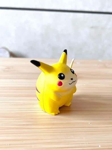Vintage TOMY Pokemon Pikachu Figure CGTSJ 1990s Gen 1 Airbrushed Tail