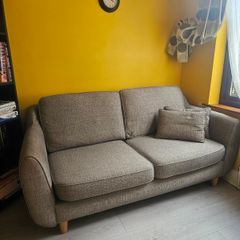 Sofa Scandi Style Reduced to sell