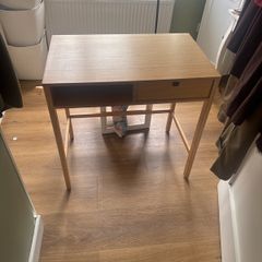 dressing table