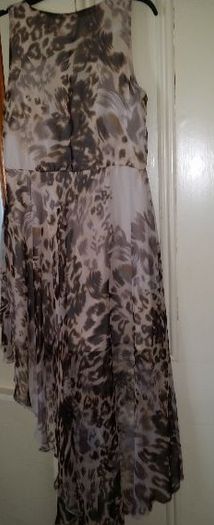 BNWT Vero Moda assymetrical Leopada dress size M UK10 EU38 Postage included
