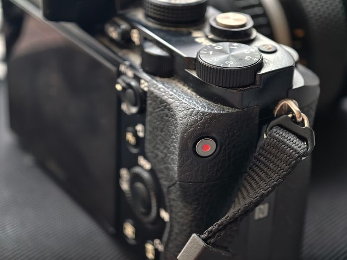 Sony a7 (1st gen) + Zuiko 50mm 1.2