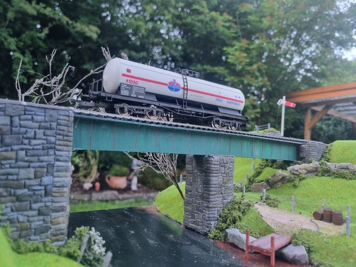 00 gauge tanker wagon