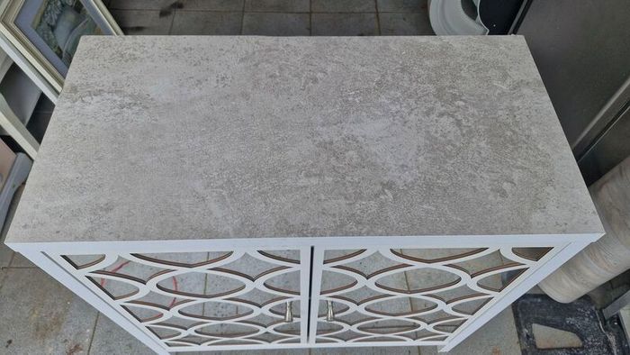 Mirrored Cabinet