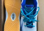 NEW Yonex Badminton shoes 60U, UK size 8